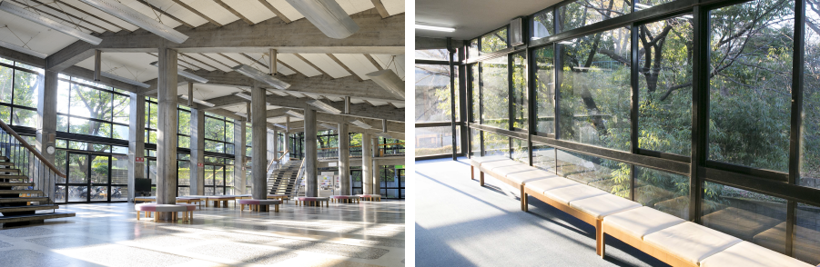 写真左：広々とした1階のホワイエ。天井が客席の下であることが伺える。©青柳聡 写真右：大きな窓から外光が差し込み、中庭の緑がコンクリートの冷たさを中和している。©MAGCUL