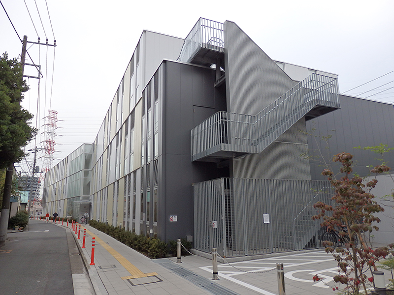 川崎市かわさき老人福祉・地域交流センター