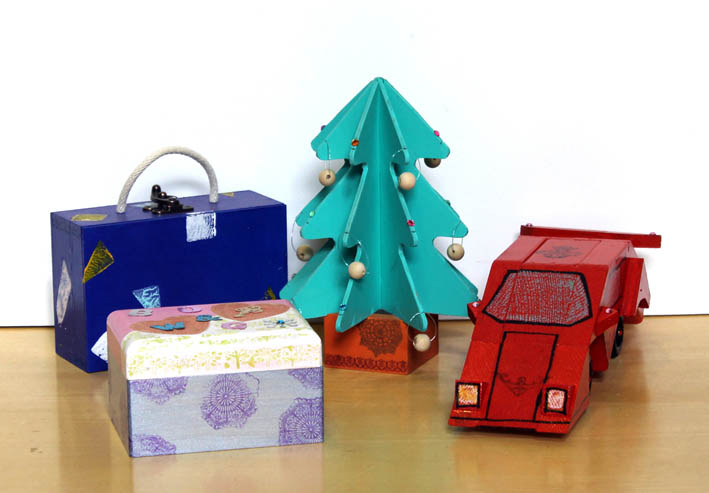 楽しく作って、手軽にスタンプ♪木のクラフト クラフトツリー・クラフトスポーツカー おえかき箱・ミニトランクづくり