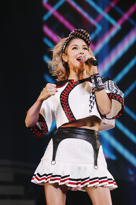 BENI LIVE TOUR 2015