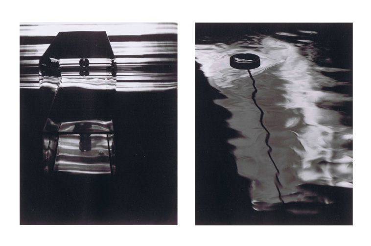 鏡―Reflected Images