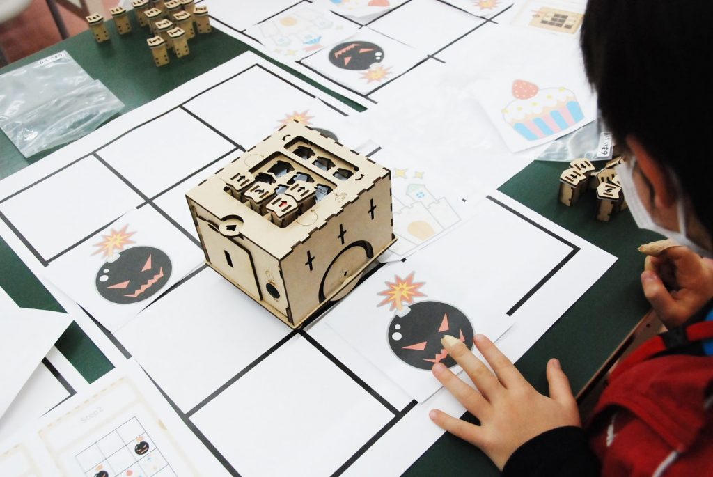 ロボット&プログラミング教室【親子教室】「PETSとあそぼう-さわれるプログラミング体験-」
