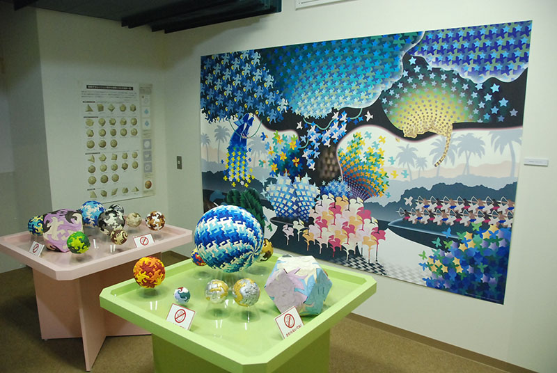 特別企画「しきつめの世界展~エッシャーからテセレーションへ~」