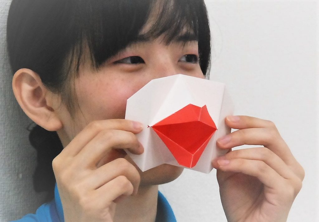 おとなの工作教室 お口パクパク と 折り紙カライドサイクル 紙の特徴で工作を楽しみませんか マグカル