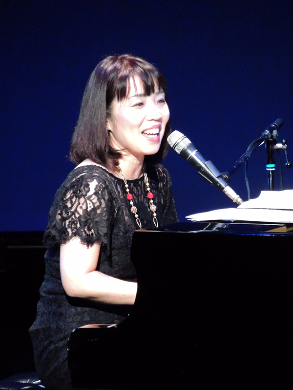 浜田真理子「鎌倉・歌の市」2015