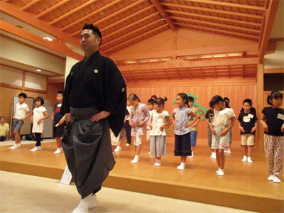 横浜能楽堂こども狂言ワークショップ~入門編~