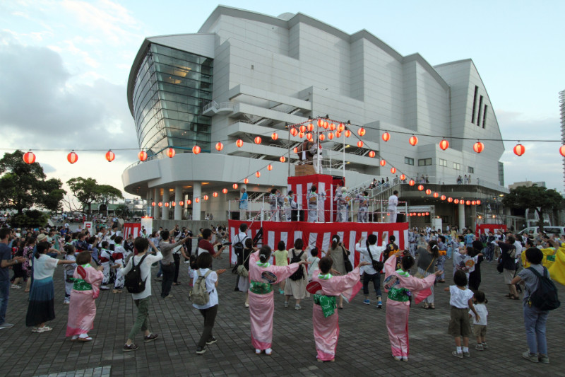 横浜市中区 みなとみらい大盆踊り マグカル