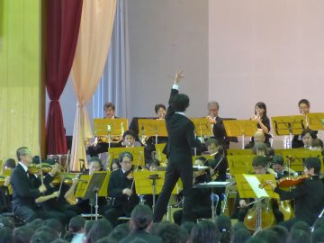 孩子们与管弦乐队一起表演！神奈川爱乐“梦想音乐会”
