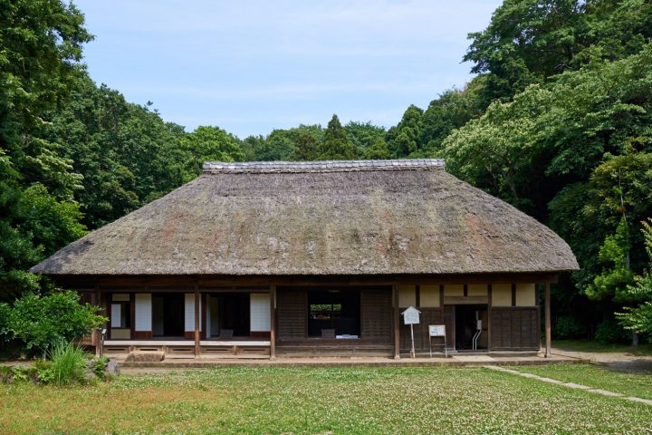 【藤沢市新林公園】緑豊かな公園に移築された、格式の高い古民家