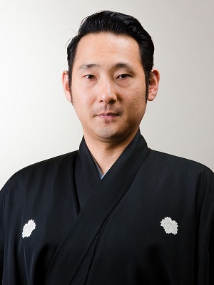 能楽師(狂言方)が案内する見学と能楽ワークショップ