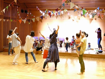 子育ては爆発だぁ2019「ヘンテコディスコ」