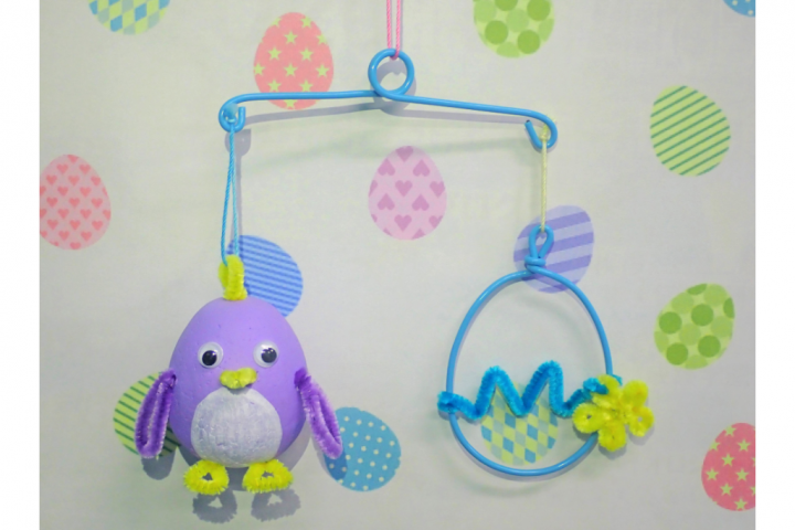 Let's make "Enosui" creatures with eggs and make them into mobiles with egg-shaped wires!