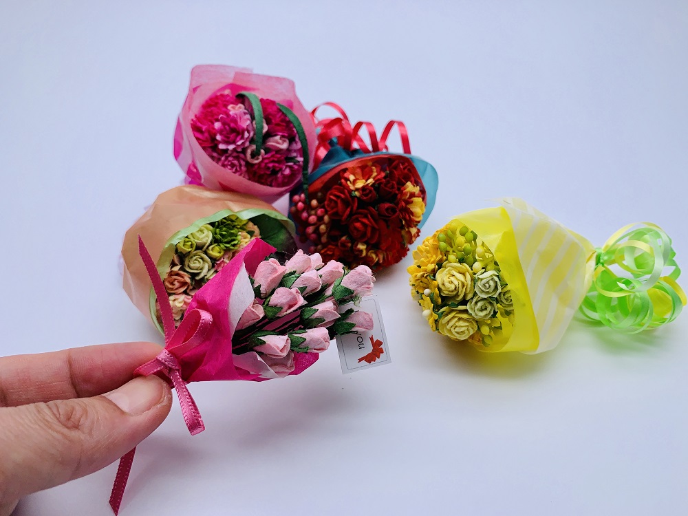 フラワーマーケットでお花を選んでミニチュアブーケを作ろう!