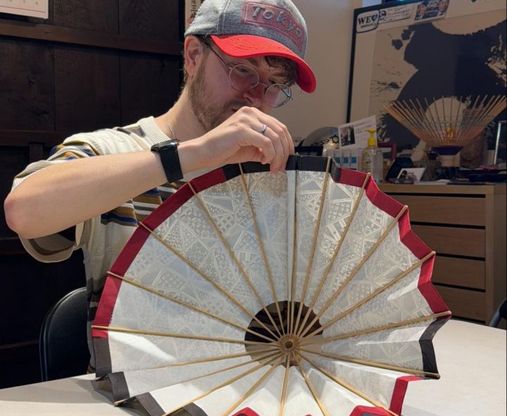 Creating the folds in the lampshade’s material