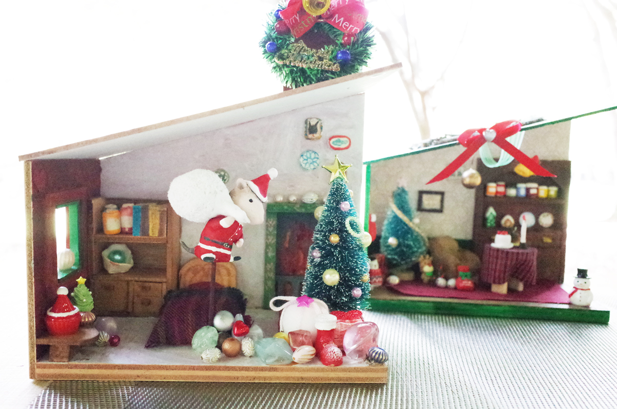 クリスマスドールハウス